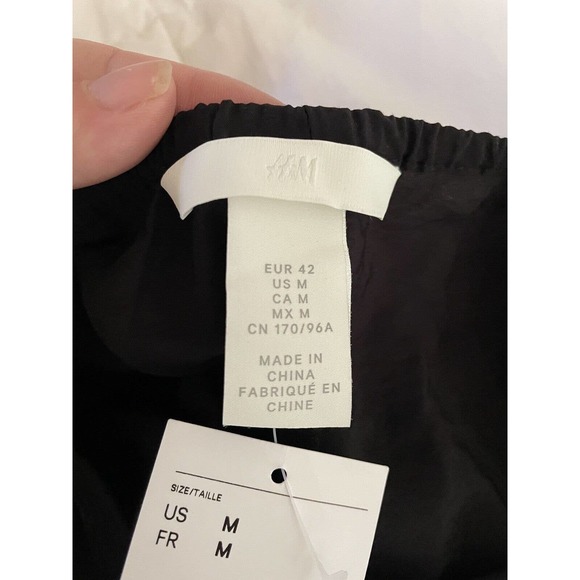 H&M Women’s Solid Black Dress High Slit Sleeveless Medium New With Tags - Picture 6 of 10